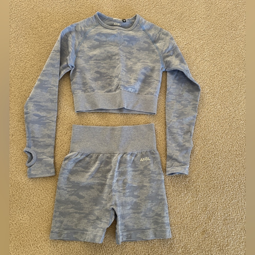 AYBL women’s work out set, size small, includes seamless shorts and crop top